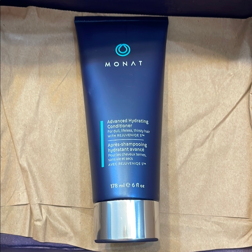 Monat Advanced Hydrating Conditioner